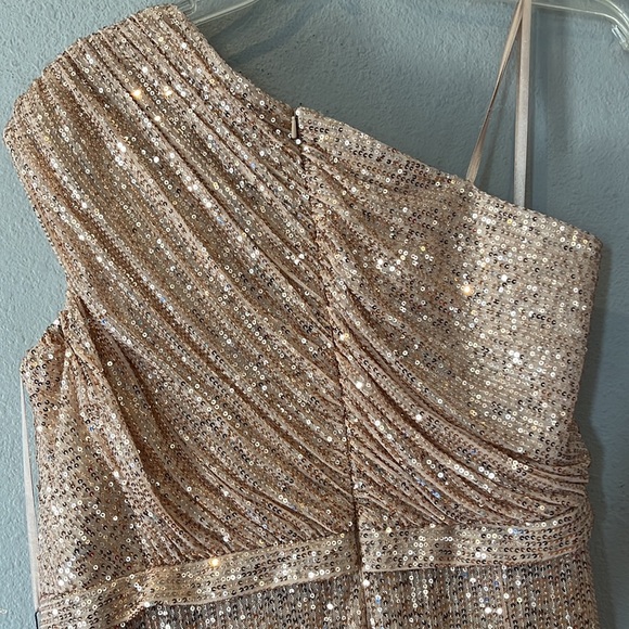 Ieena for Mac Duggal SEQUINED RUCHED ONE SHOULDER GOWN NWT - Picture 10 of 14